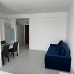 Virgo Sea View Apartaments Summerland