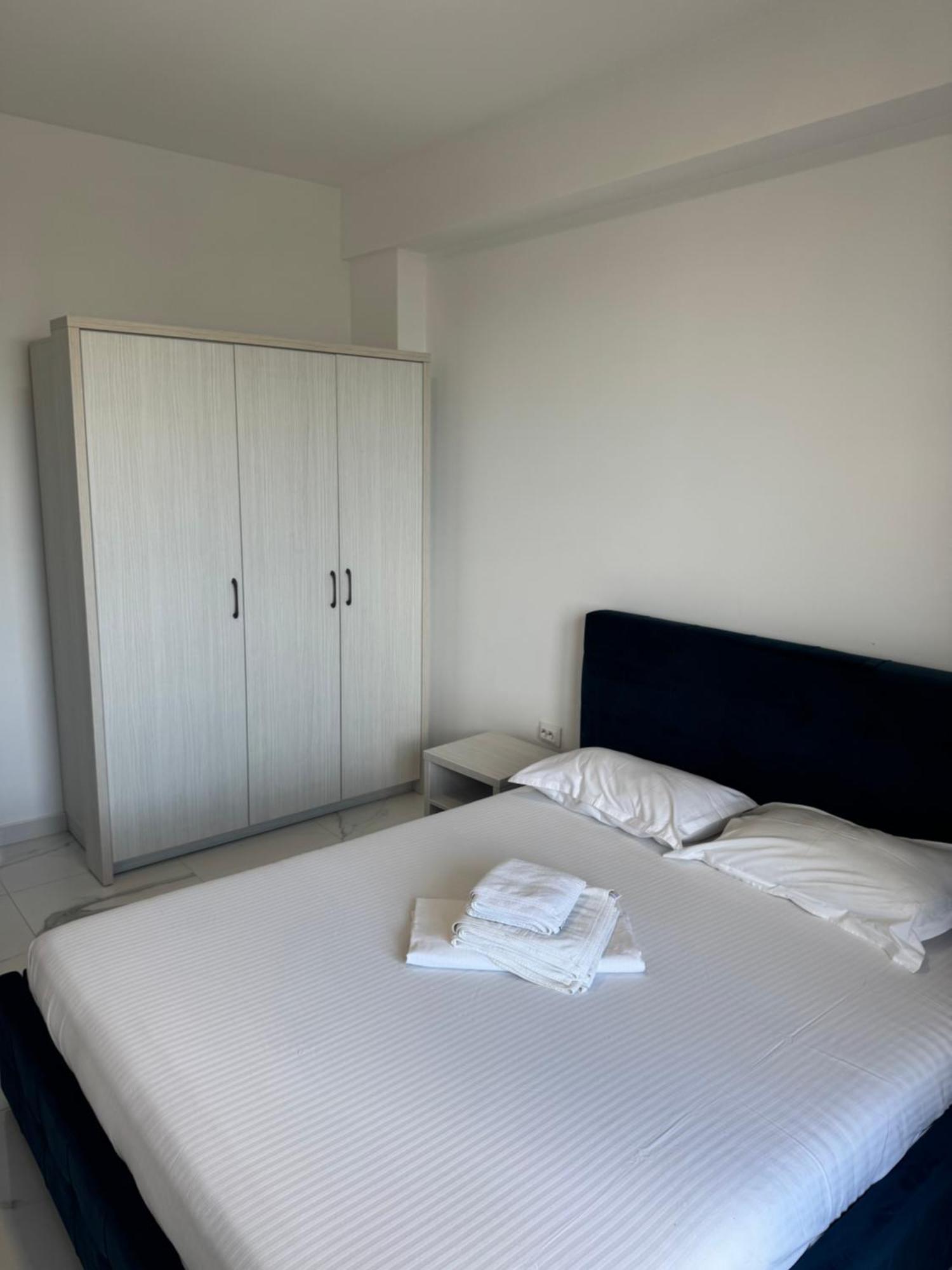 Virgo Sea View Summerland *