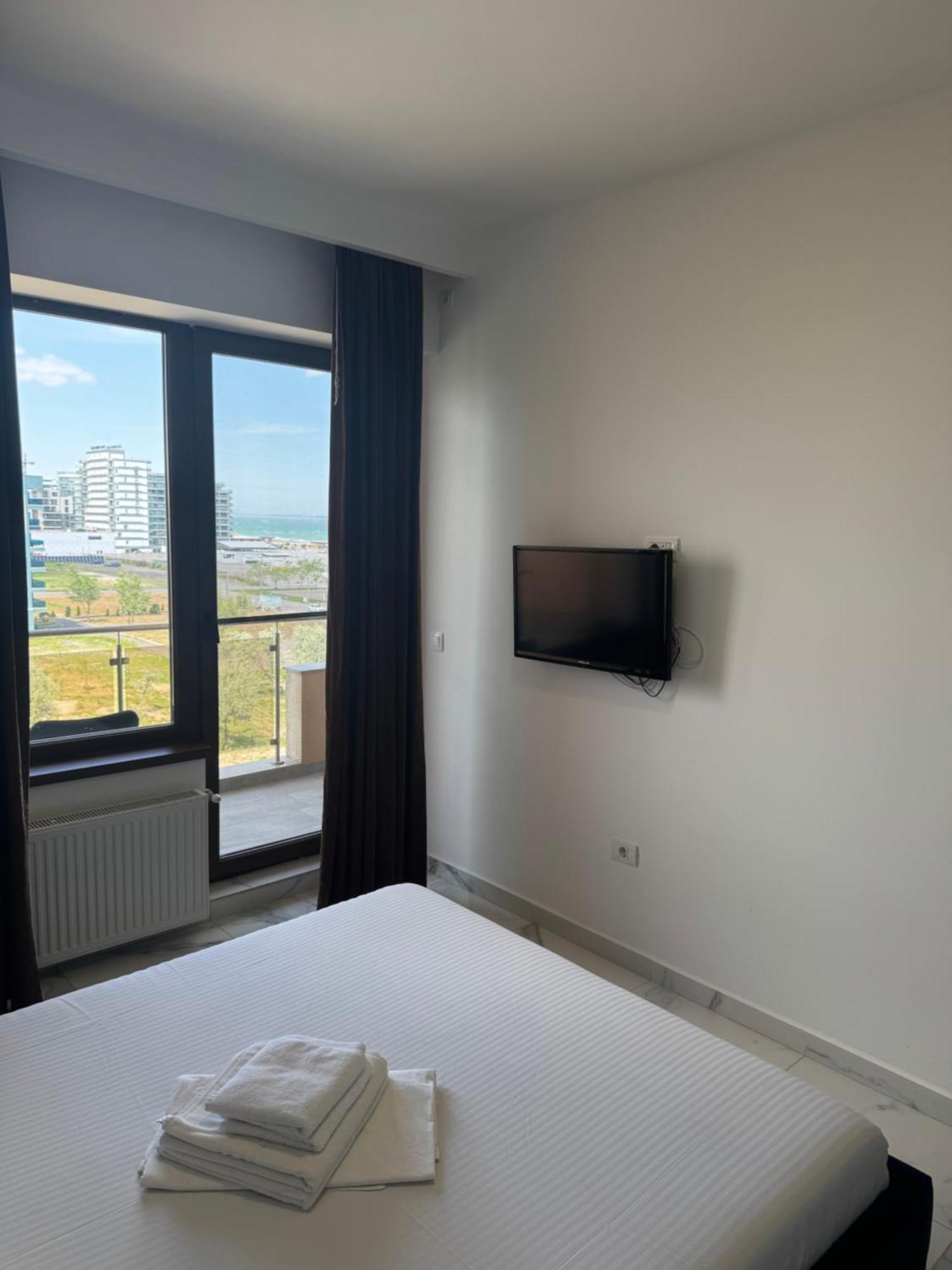 Virgo Sea View Summerland Apartament