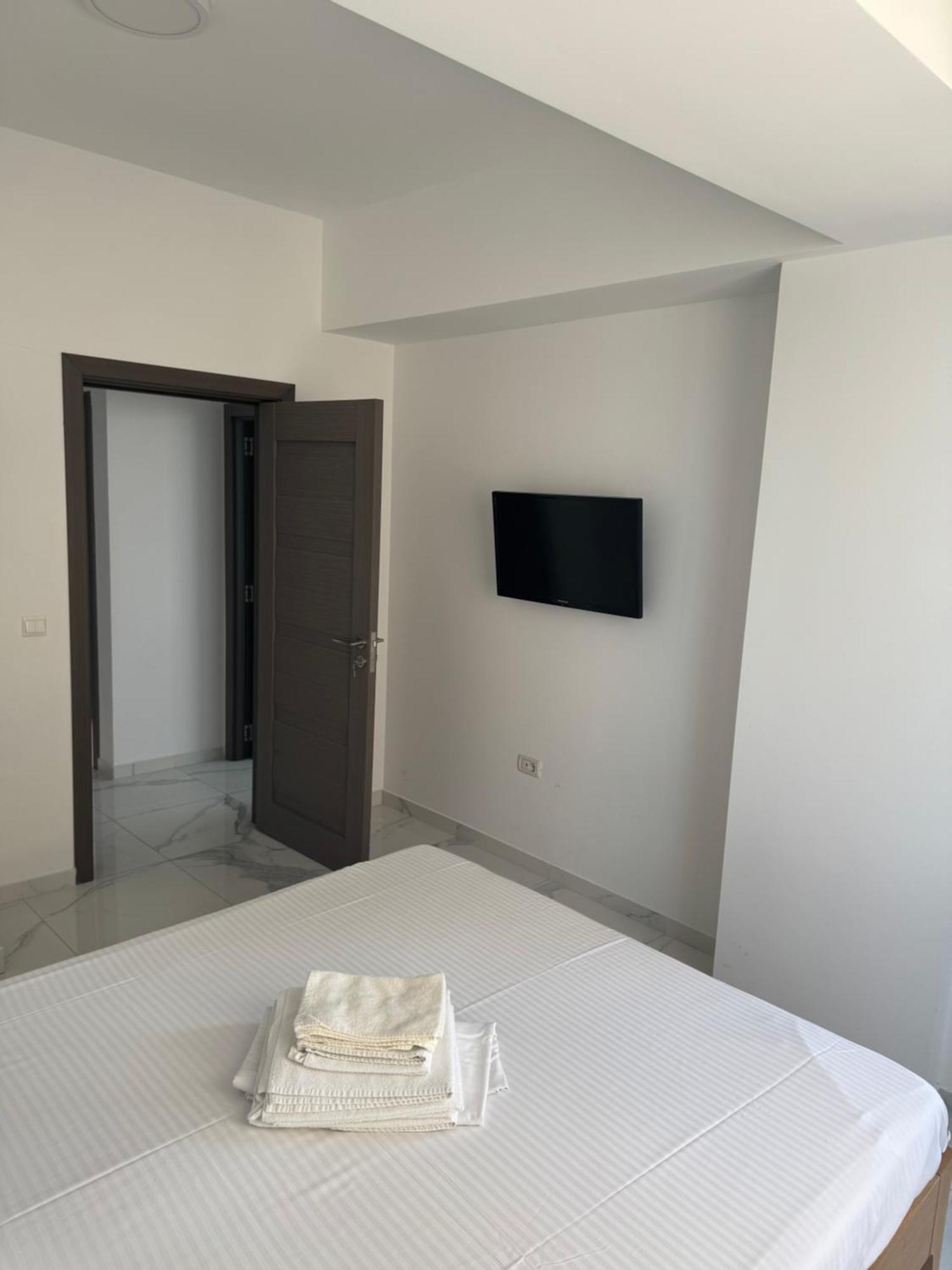 Virgo Sea View Summerland Apartament *