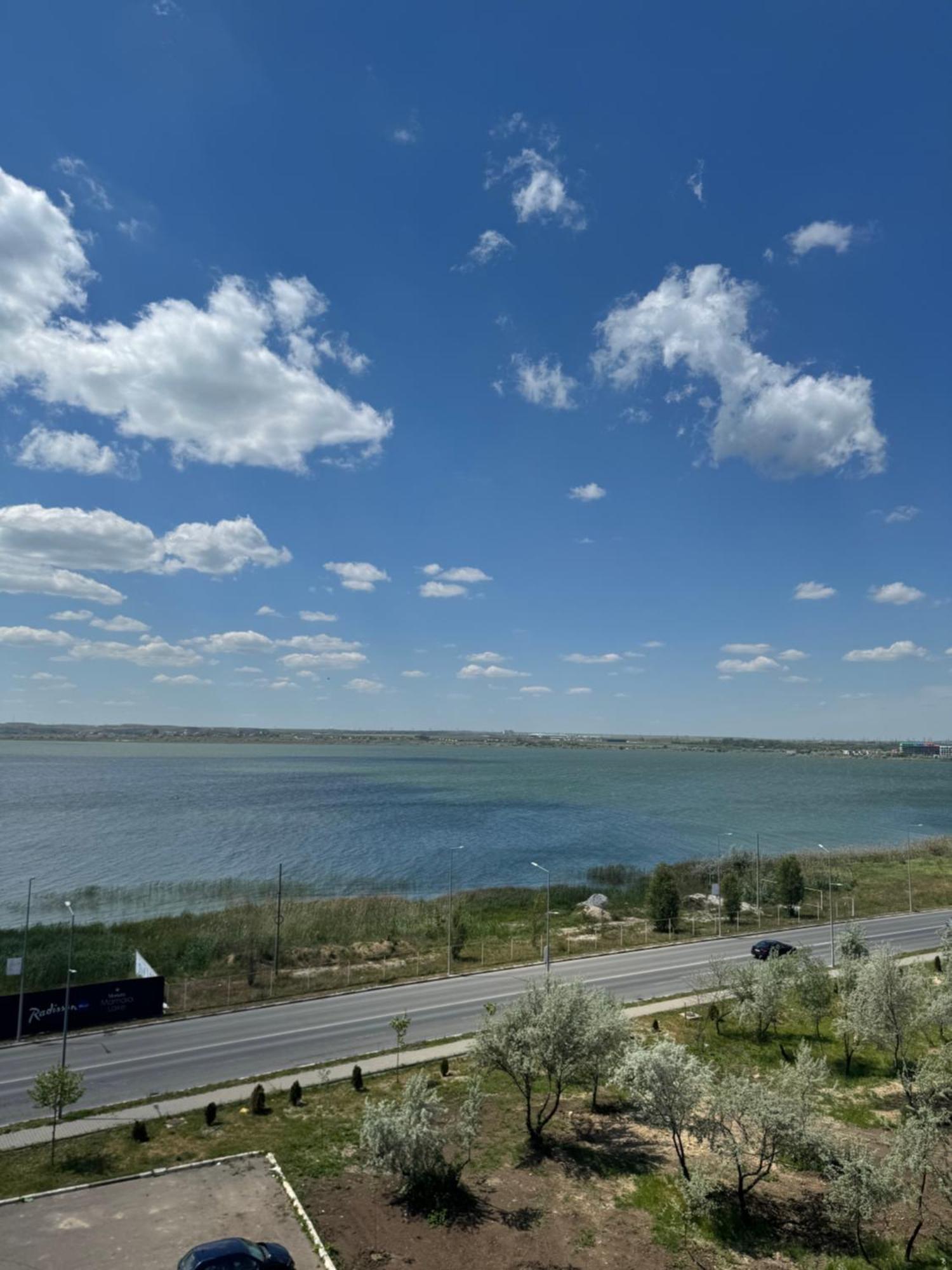 Virgo Sea View Summerland Apartament *